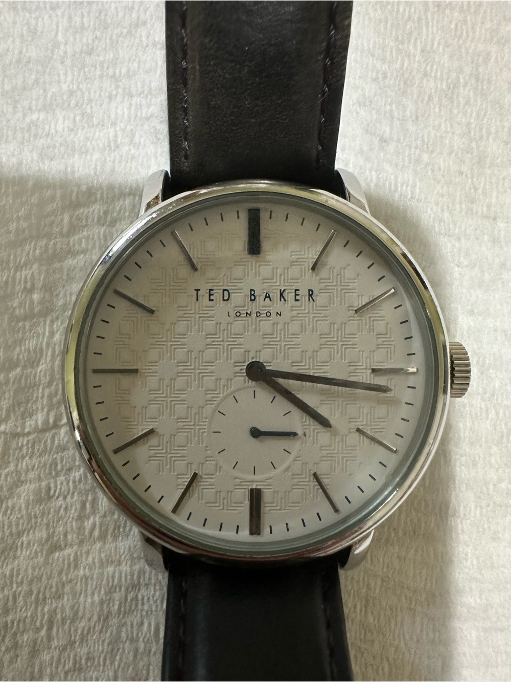 Ted Baker Silver Case Black Leather Strap Cream Textured Dial Watch